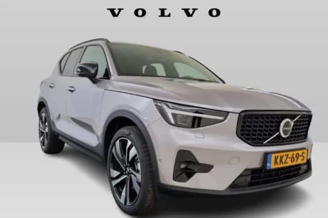 Volvo XC40 (2026) thumbnail 2