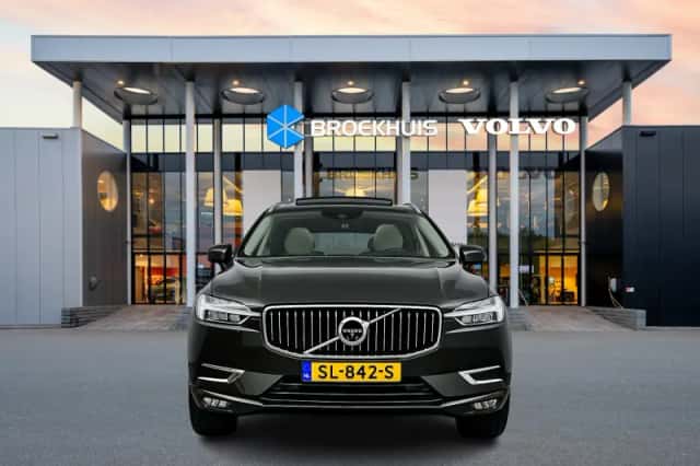 Volvo XC60 (2018) thumbnail 5