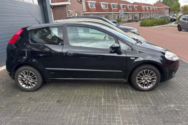 Fiat Punto (2007) thumbnail 3