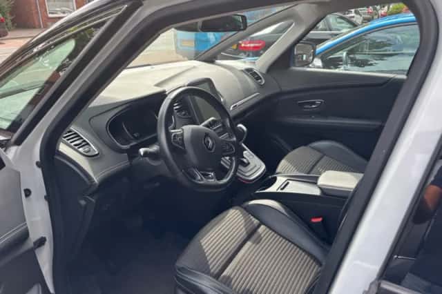 Renault Scénic (2019) thumbnail 6