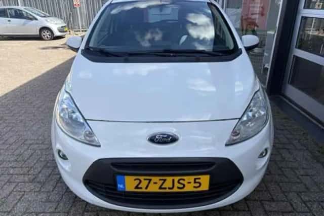 Ford Ka (2012) thumbnail 3