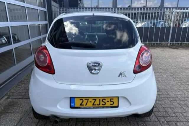 Ford Ka (2012) thumbnail 5