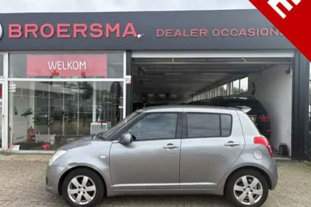 Suzuki Swift (2009) thumbnail 1