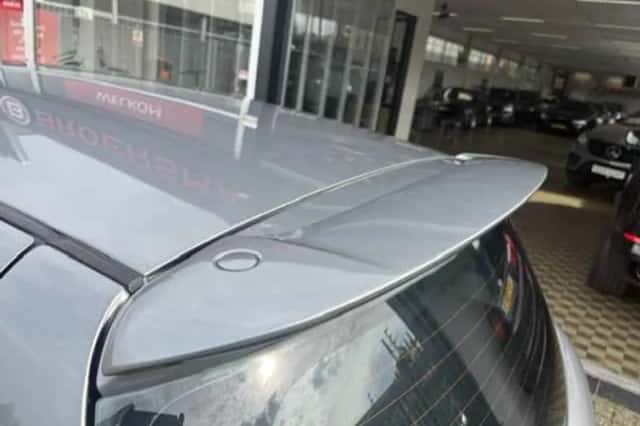 Suzuki Swift (2009) thumbnail 6