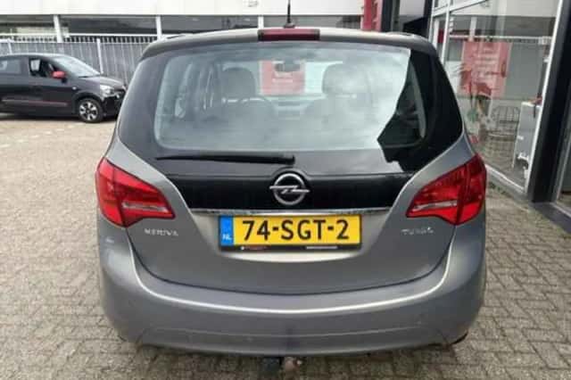 Opel Meriva (2011) thumbnail 5