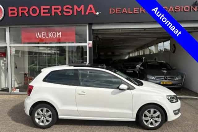 Volkswagen Polo (2011) thumbnail 1