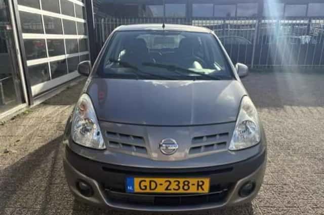Nissan Pixo (2012) thumbnail 3