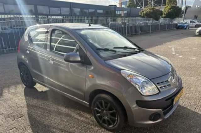 Nissan Pixo (2012) thumbnail 4