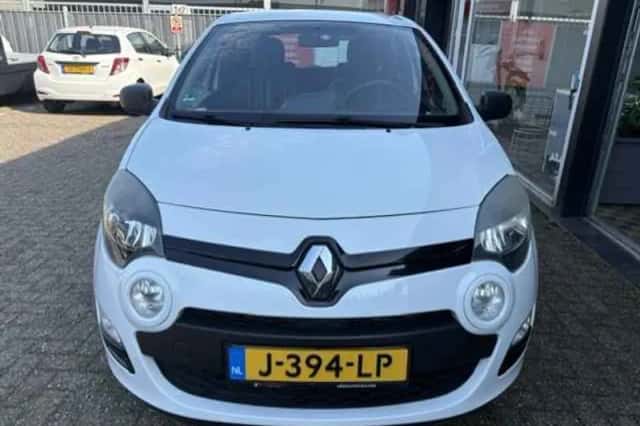 Renault Twingo (2013) thumbnail 3