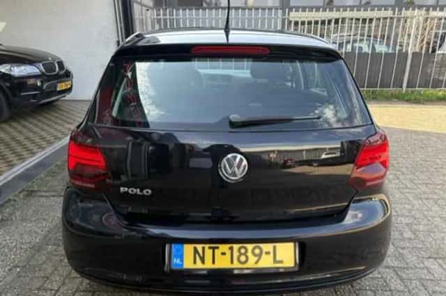 Volkswagen Polo (2011) thumbnail 6