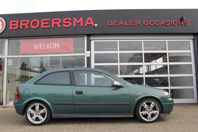 Opel Astra (2000) thumbnail 2