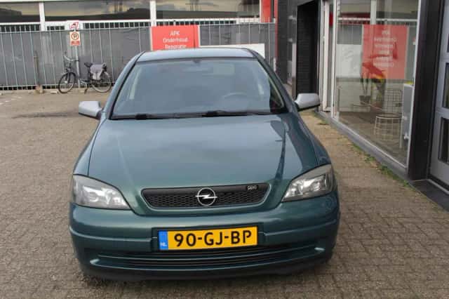 Opel Astra (2000) thumbnail 3