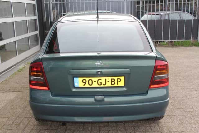 Opel Astra (2000) thumbnail 5