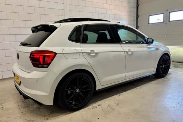 Volkswagen Polo (2020) thumbnail 2