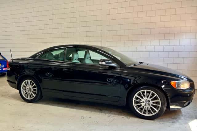 Volvo C70 (2008) thumbnail 1