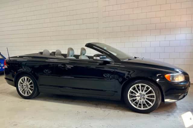 Volvo C70 (2008) thumbnail 2
