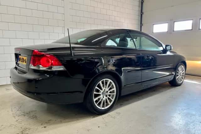 Volvo C70 (2008) thumbnail 4