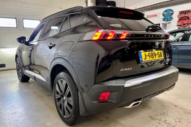 Peugeot 2008 (2020) thumbnail 3