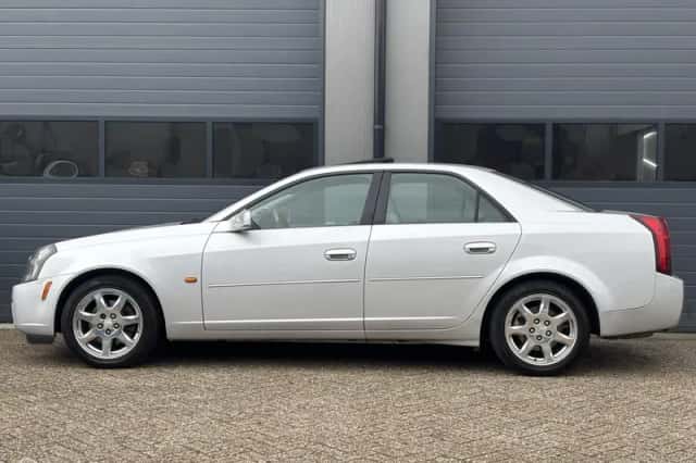Cadillac CTS (2003) thumbnail 6