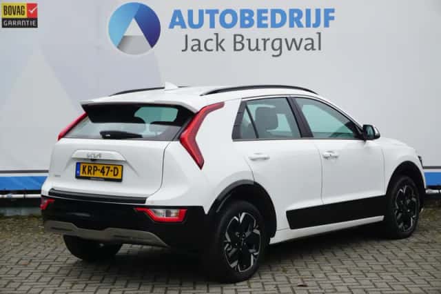 Kia Niro EV (2024) thumbnail 2