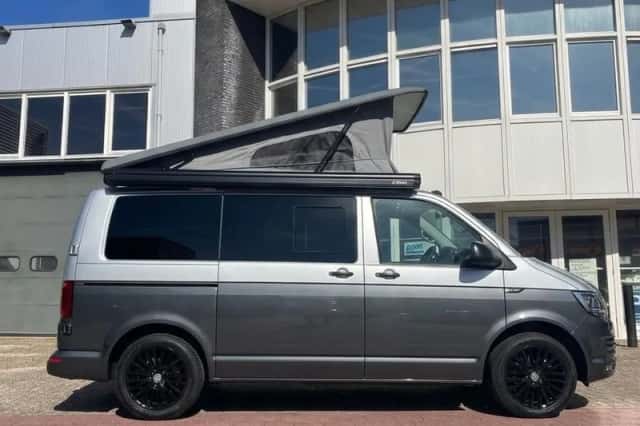 Volkswagen Transporter (2017) thumbnail 2