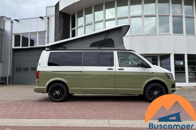 Volkswagen Transporter (2017) thumbnail 2