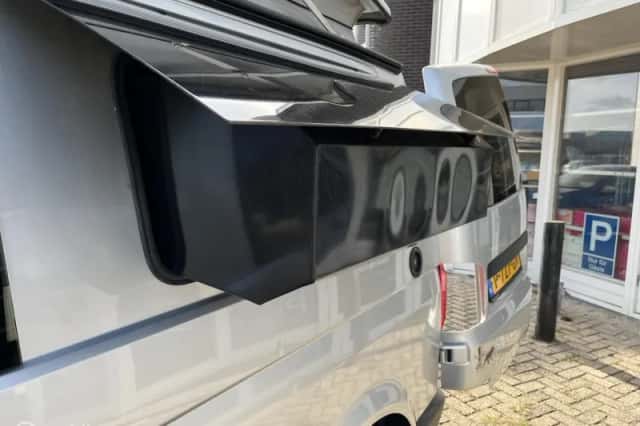 Volkswagen Transporter (2017) thumbnail 5
