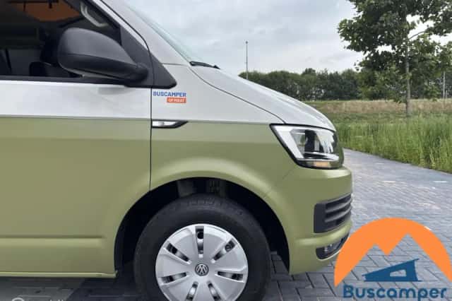 Volkswagen Transporter (2017) thumbnail 2