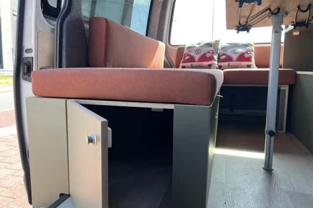 Volkswagen Transporter (2017) thumbnail 6