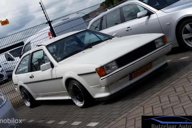 Volkswagen Scirocco (1987) thumbnail 3
