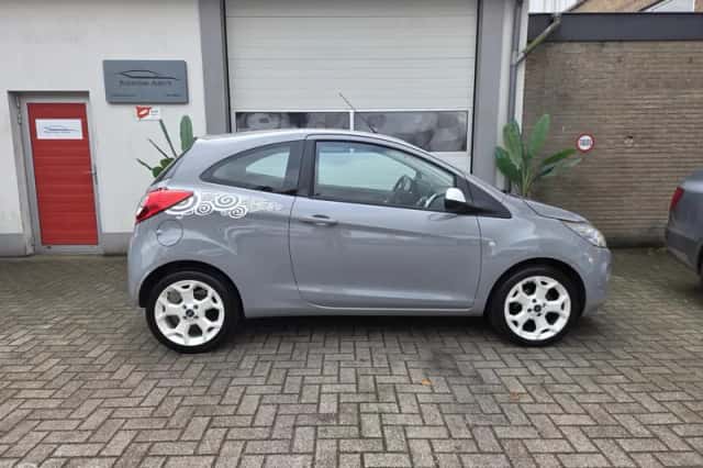 Ford Ka (2014) thumbnail 6