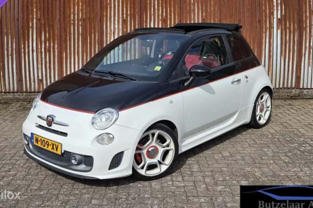 Fiat 500 (2015) thumbnail 1