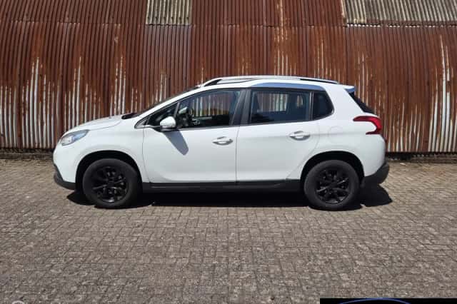 Peugeot 2008 (2014) thumbnail 2