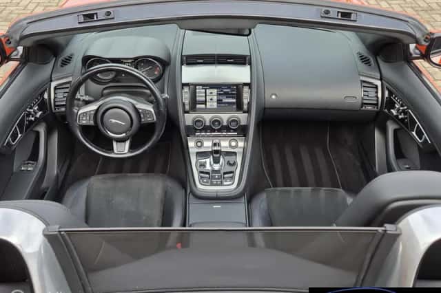 Jaguar F-Type (2013) thumbnail 3