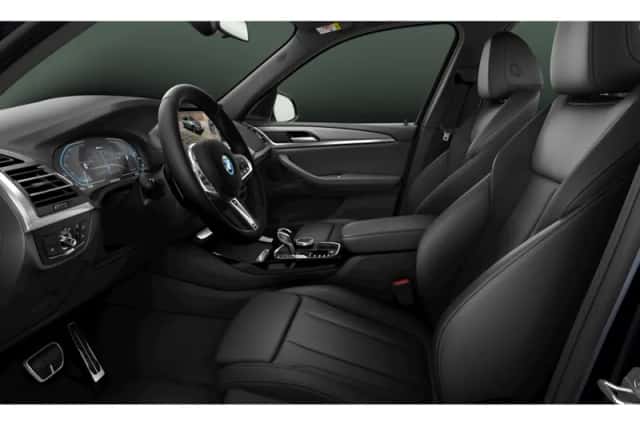 BMW X3 (2022) thumbnail 3