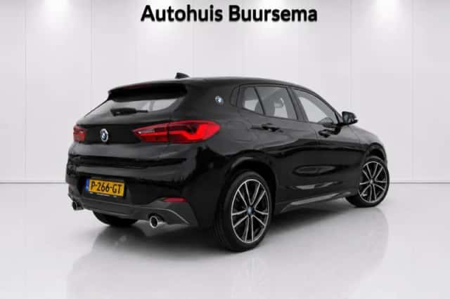 BMW X2 (2019) thumbnail 3