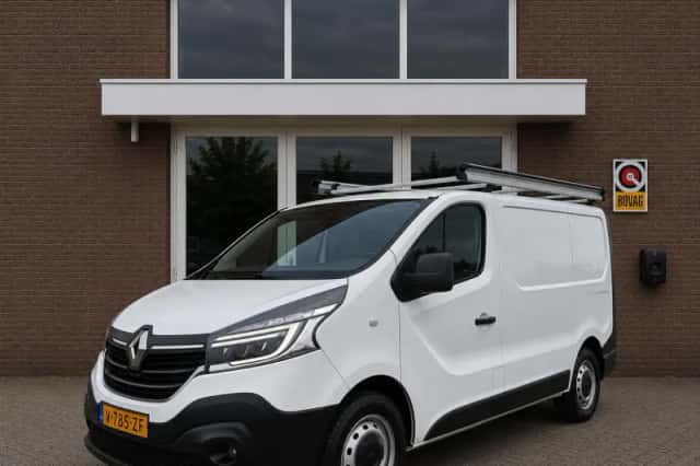 Renault Trafic (2021) thumbnail 1