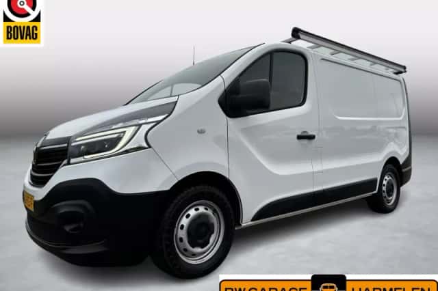 Renault Trafic (2021) thumbnail 2