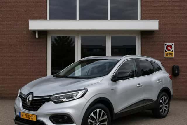 Renault Kadjar (2022) thumbnail 1