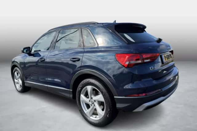Audi Q3 (2019) thumbnail 3