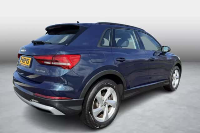 Audi Q3 (2019) thumbnail 5