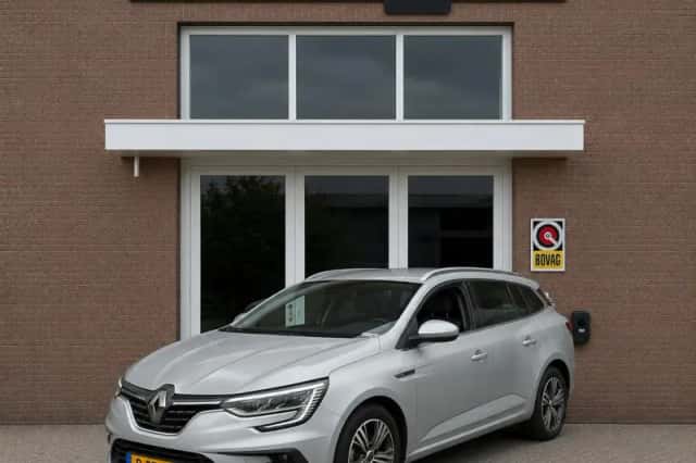 Renault Mégane (2022) thumbnail 1