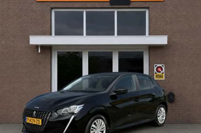 Peugeot 208 (2022) thumbnail 1