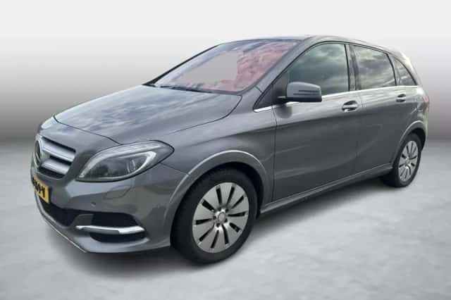 Mercedes-Benz B-Klasse (2016) thumbnail 2