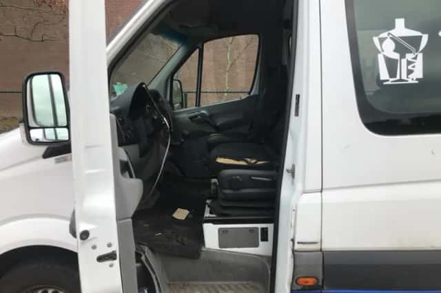 Mercedes-Benz Sprinter (2015) thumbnail 6