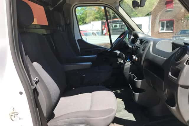 Opel Movano (2019) thumbnail 5