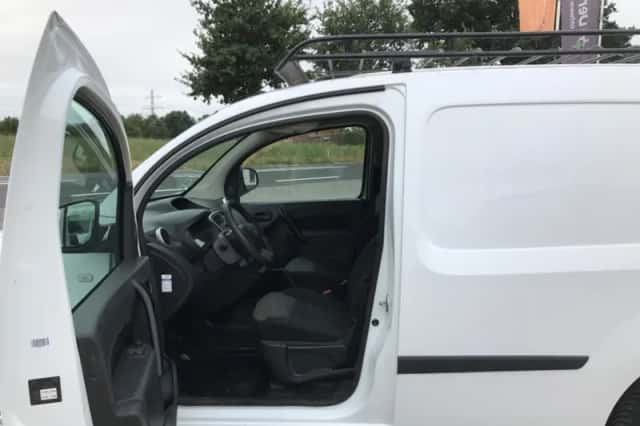 Renault Kangoo (2018) thumbnail 3