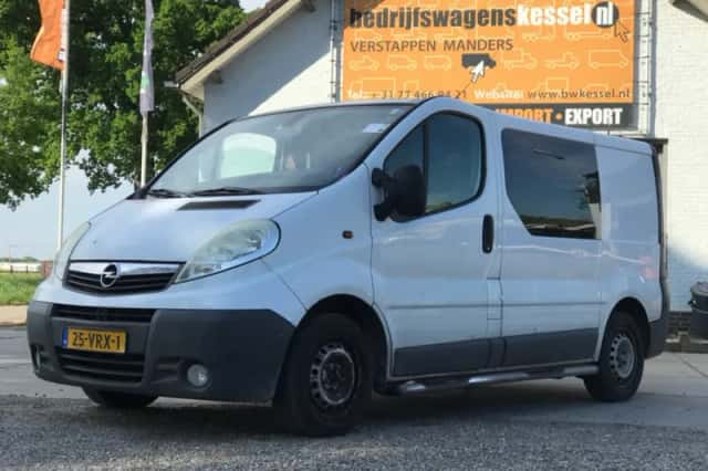 Opel Vivaro (2008) thumbnail 1