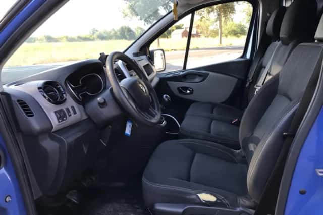 Renault Trafic (2018) thumbnail 4
