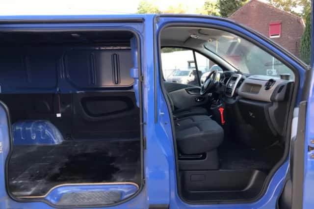 Renault Trafic (2018) thumbnail 5